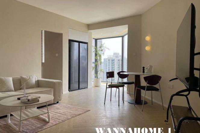 Spacious&Bright 1Bdr 1Bath Apt+L7 Chang Ping Rd/Green Compound+Nice Balcony+Stunning View