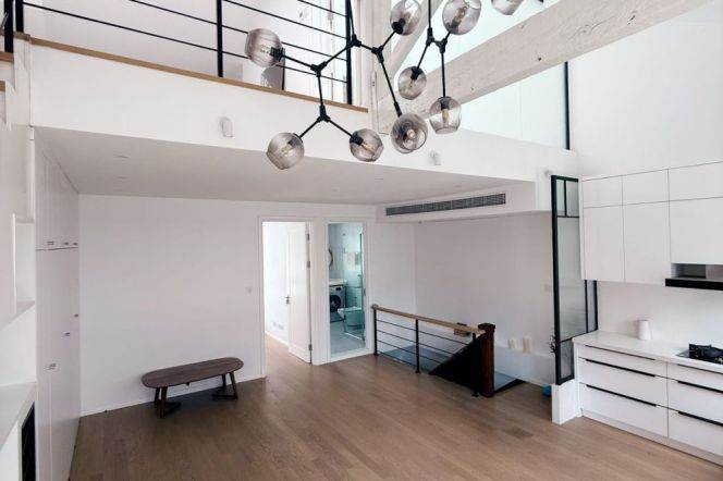 Super Modern 2BR 2BA Old House next to Mid Huaihai Rd Station