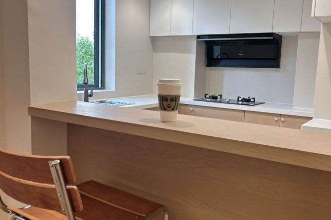 Modern decoration 3brs with floor heating in in Gubei 
