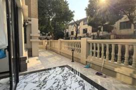 Stylish 2+1 Bedroom Apartment | Adjacent to IAPM Mall