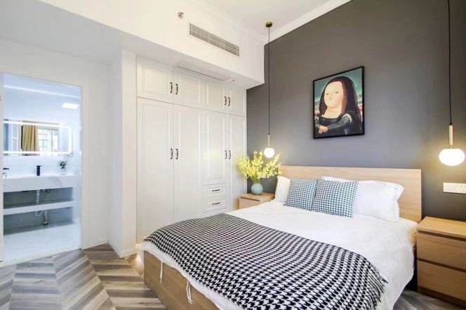 jiangsu rd elevator 2BR/2baths/130sqm@L2/11