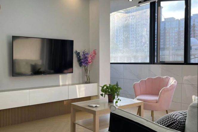 Spacious&Bright&Modern Elevator 1Bdr 1bath Apt+L2/11 Jiang Su Rd+Nice Area+An Fu Rd/Wu Kang Rd