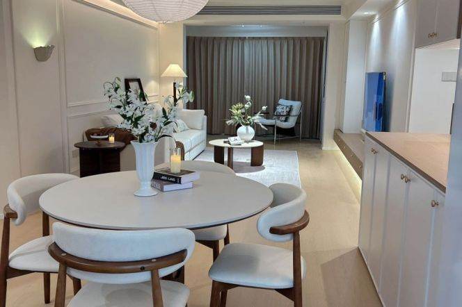 Modern decoration 3brs with floor heating in in Gubei 