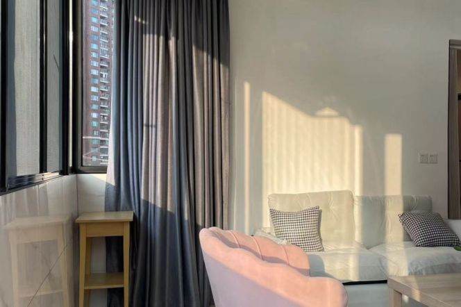 Spacious&Bright&Modern Elevator 1Bdr 1bath Apt+L2/11 Jiang Su Rd+Nice Area+An Fu Rd/Wu Kang Rd