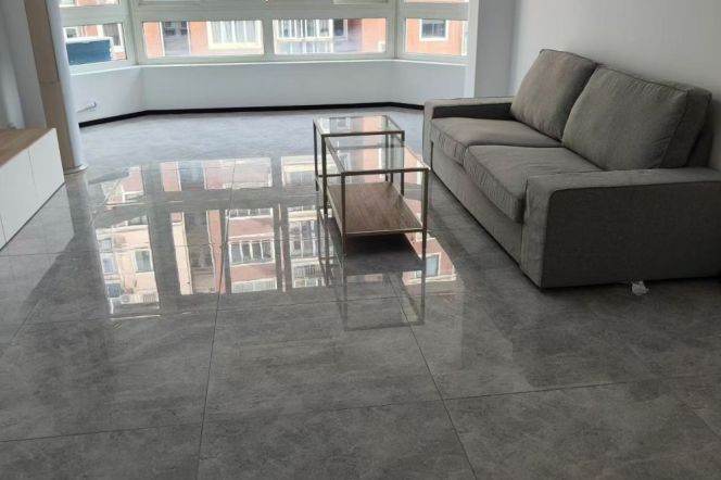 changshou rd elevator 2BR/2baths/114sqm@L7/13