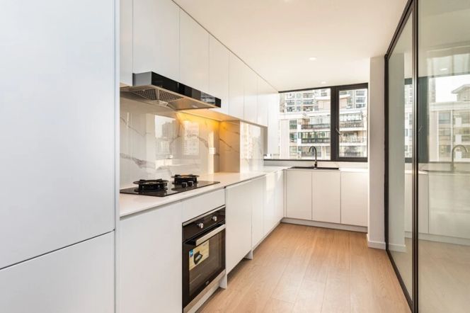 Modern decoration 3brs with floor heating   belong to Tianzifang area  
