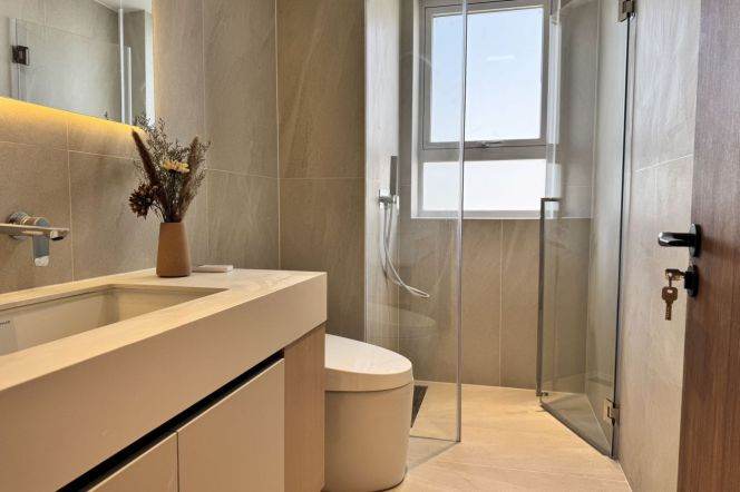 Simple & Beautiful 2Br-2bathr +Great sunshine | Gubei Area Shuicheng Rd Mt L10