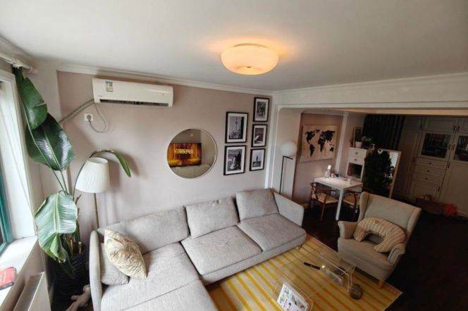 Jiao Tong Area - Big European style apartment / SHORT TERM