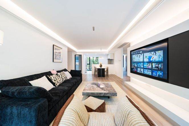 Modern decoration 3brs with balcony and floor heating beside beautiful Su zhou river