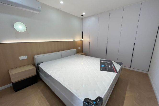 Elevator 1br Nr shangcheng road M9