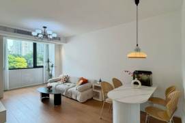 Big &Bright 1Br 65Sqm /Zhongshan Park & Jiangsu Rd Mt /South/Green view