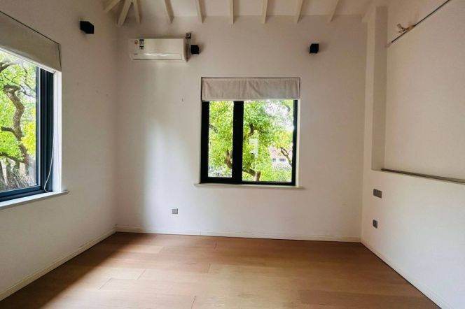 Wu Kang Building, beside Song Qingling's Former Residence, available parking spaces