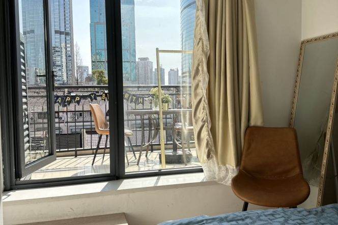 Great Value-2brs- private terrace- shanghai style building- good vibe - Jing’an 