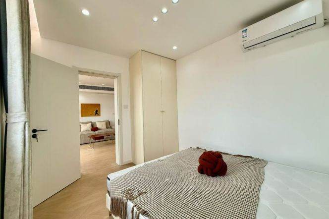 Spacious 1+1br high-rise @Tangqiao Line 4&6 
