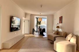 Modern&Spacious Elevator 2Br/2Lr/1Bt@L2/11 Jiangsu Rd Station 