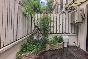 Big terrace 1+1bedroom Apt+wall heating+oven@Line1 Hengshan Rd