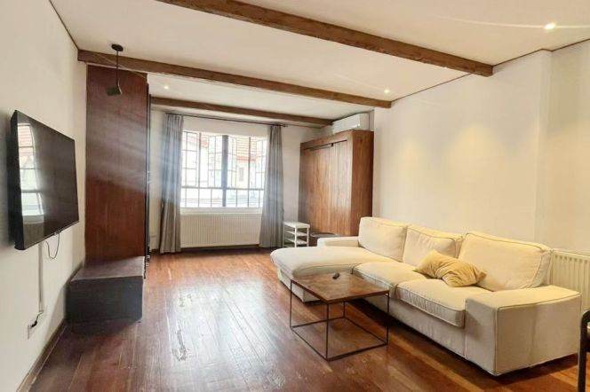 Valuable Fuxing/Xiangyang Rd 2BR+2BA with Balcony/Wallheating 14.8K  