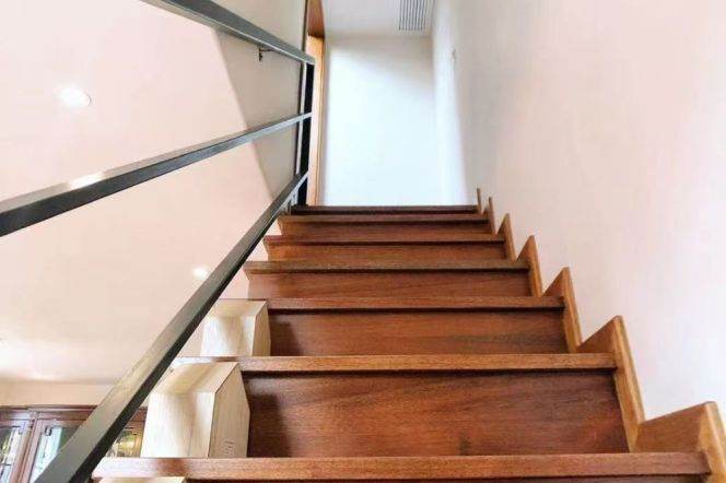 West Nanjing rd 1BR apartment