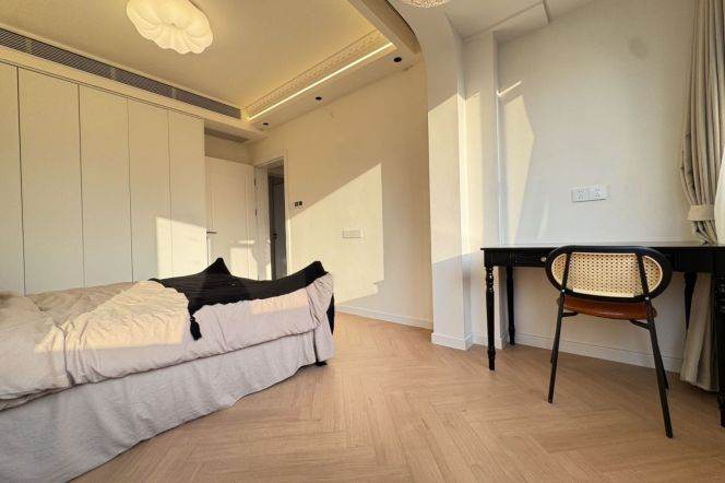Modern 3br high-rise with parking@Huangpu  Line 4&8