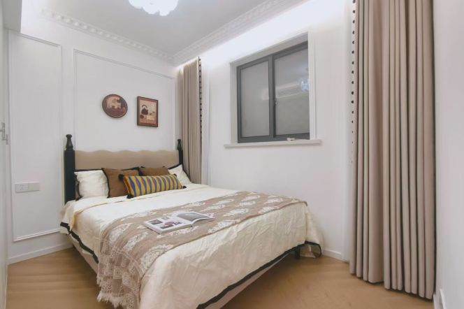 Cozy 1BR w. Balcony Elevator Changshu Road Station