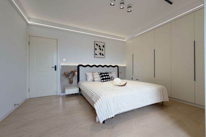 2br, subway L4,14Pudong Avenue& Century Avenue, Key, 9K