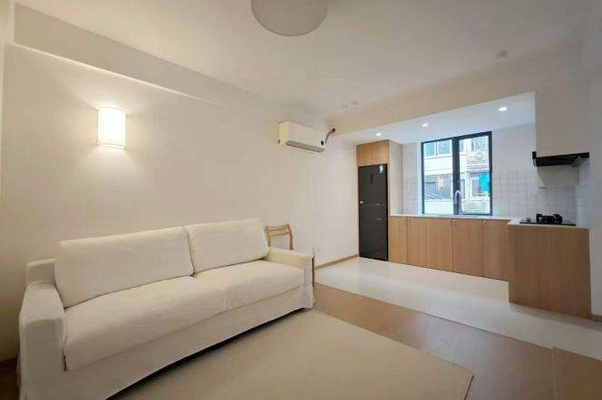 Zhongshan park elevator 1BR apartment