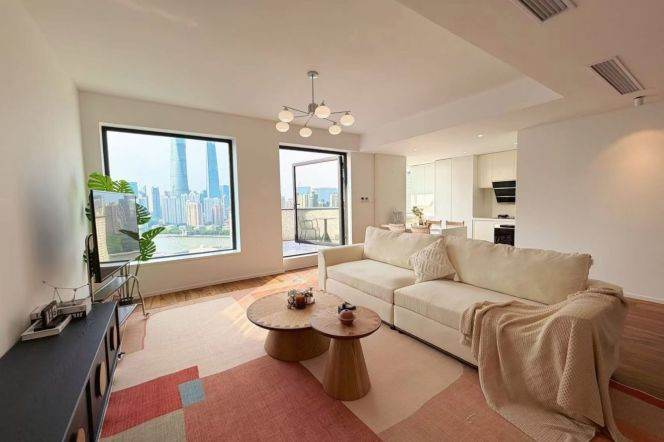 brand new big 2brs floor heating open balcony nice river view beside Huang pu river 