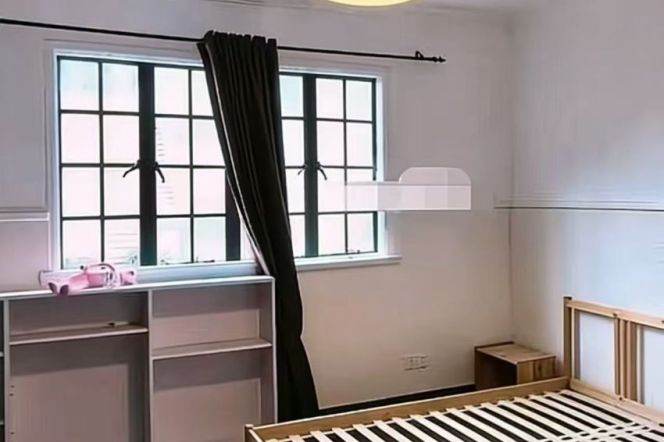 Lane house 3brs/2baths & Loft @Jiangsu Rd & Line 2/11