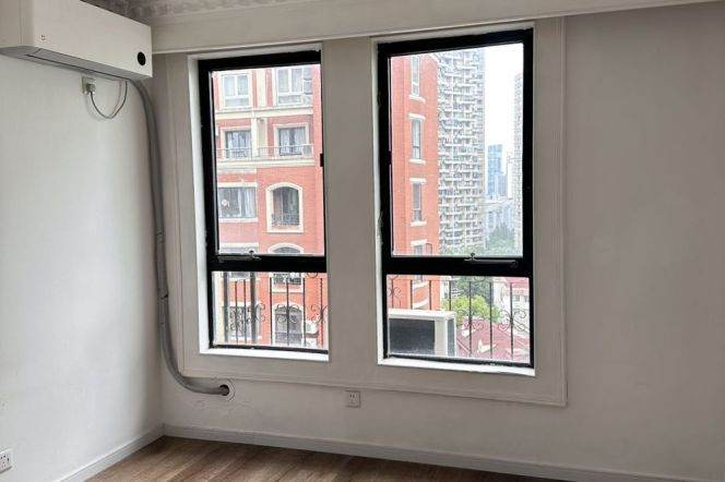 2BR 2BA w/Balcony in Wutong Garden/W.Jianguo Rd, only 14k