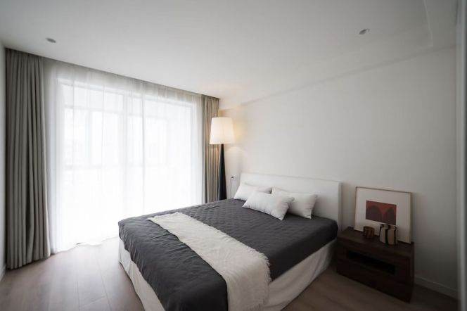 Floor Heating 2Br w. Balcony W. Nanjing Rd Station