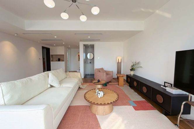 brand new big 2brs floor heating open balcony nice river view beside Huang pu river 