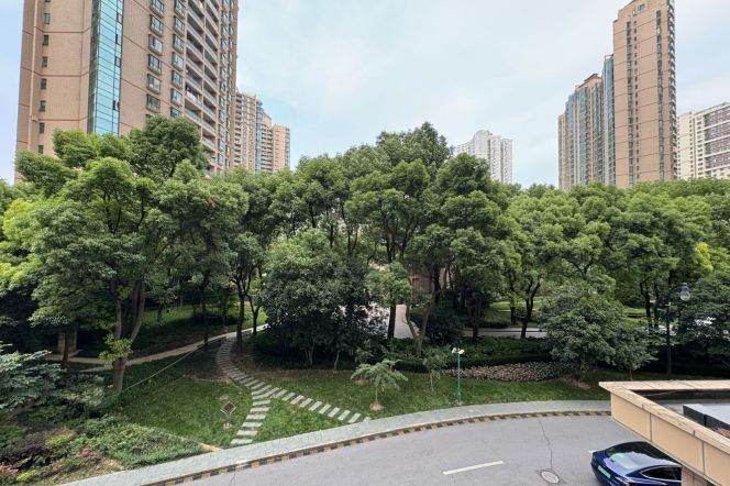 modern brand new 2brs floor heating modern furniture open balcony 19K