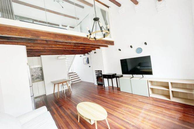 Duplex 2br 2baths lanehouse @Fumin rd   Line 2/7/14