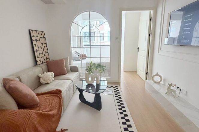 Brand-new 1Br/2Lr/1Bt Close to L2/3/4 Zhongshan Park Station 