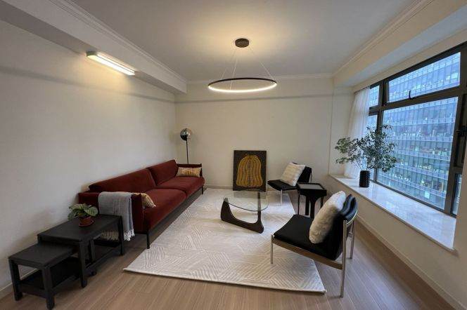 Modern 2BR 2BA High-Floor in the Palace Court/iapm