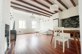 2 Brs. 2 Baths with Terrace/Wall heating/Oven. 110 sqm @ Jingan temple L2&7