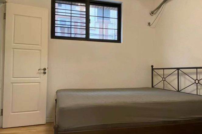 Bright 1Br/1Lr/1Bt apt nr Changshu rd,M1/7