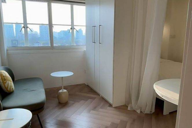 Hengshan rd elevator 1BR apartment