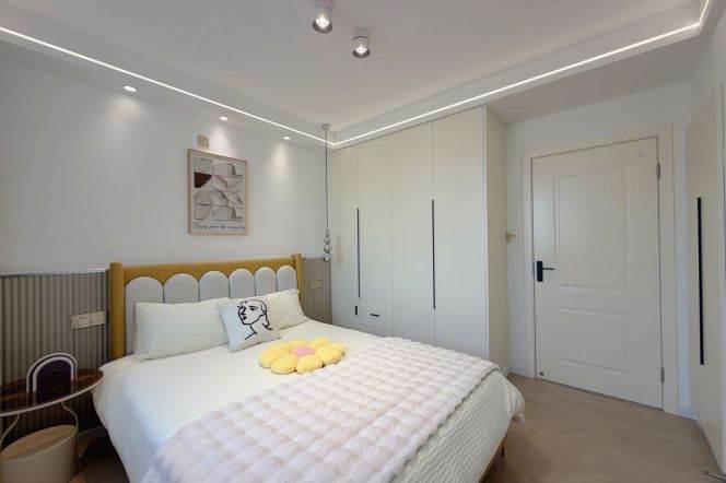 2br, subway L4,14Pudong Avenue& Century Avenue, Key, 9K
