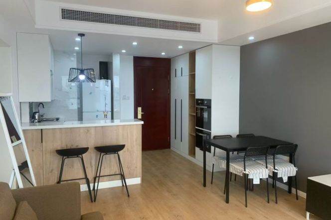 Modern decoration 1 bedroom with floor heating in central Jing an 