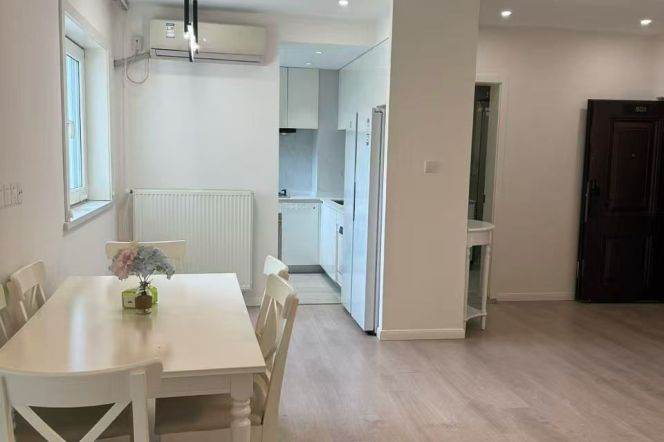 Bright 3BR 2BA Elevator Low-Rise Home nr Shanghai Library 
