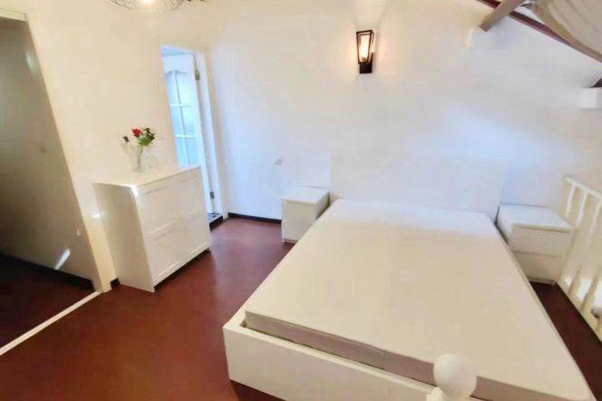 South Shanxi/West Jianguo Rd wall heating 1br/2lr/1ba apt wt balcony; L9/12
