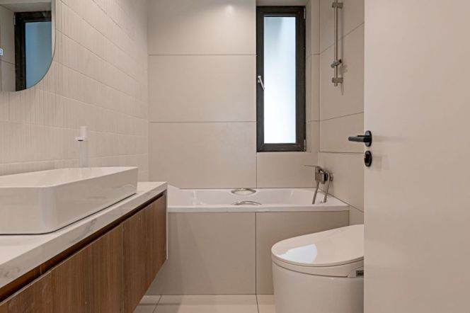 180sqm Huge Balcony 3Beds 2Bts@Suzhou Creek