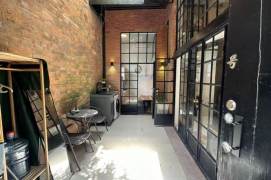 Nice Yard 2+1BR APT Fuxing(w) Rd Changshu Rd 12k