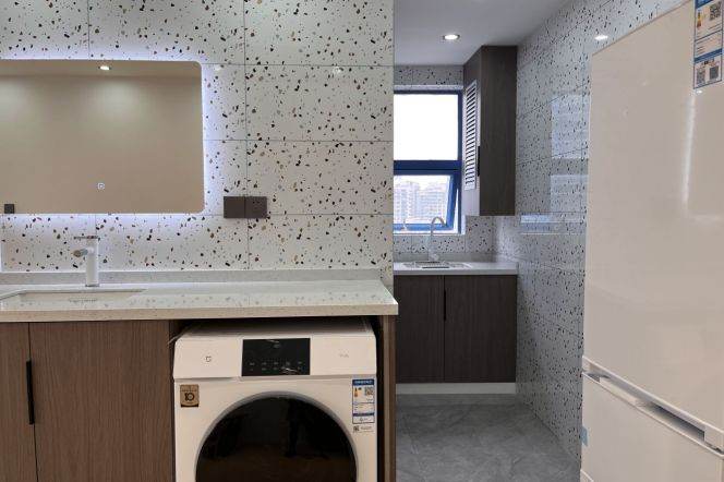 Modern&Bright&Spacious 1Br + elevator /Next to L2&11 Jiangsu Rd /L14 Wuding rd 