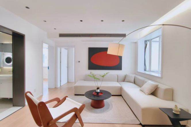 Dapuqiao 2br/1bth Bright