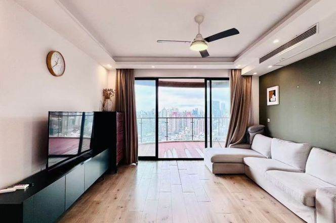 3 Brs, 2 Baths, Terrace/Floor heating/Oven/Gym/Swimming pool, 160 sqm@Zhenping metro L3,4&7
