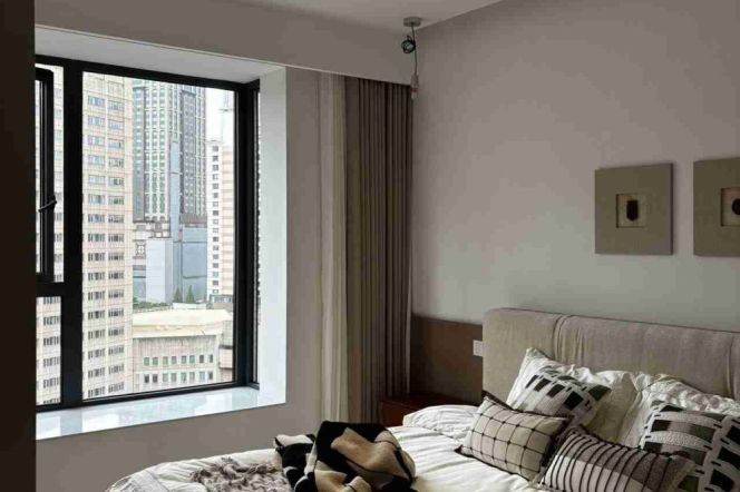 Spacious&Bright&Modern 2Bdrs 2Baths Apt+Stunning View+W Nanjing Rd CBD/+Great Compound