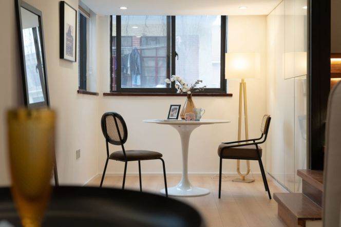 West Nanjing rd/cozy 1br 1lr/loft/floor heating/bright room,@L12/13/2