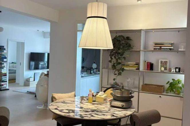 Jiashan rd elevator 2BR apartment